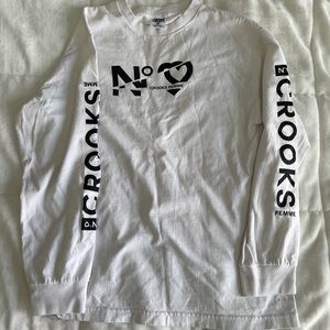 Graphic oversized white long sleeve shirt